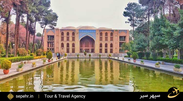 بازدید از عمارت 40 ستون اصفهان 